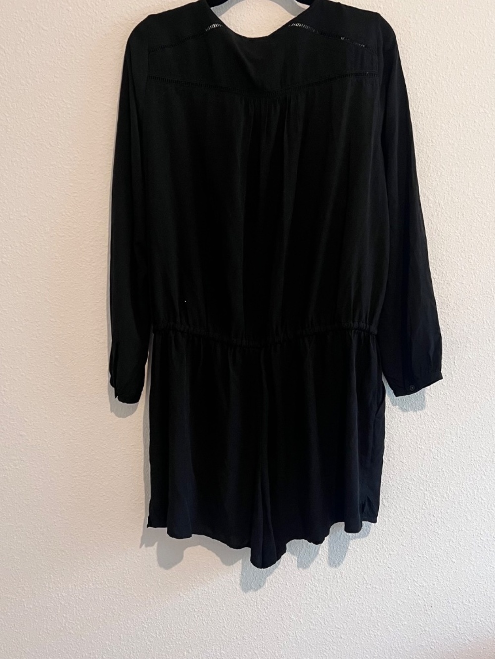 GAP NWT Black Long Sleeve Rayon Romper Drawstring Waist Pockets Size M - Picture 10 of 16